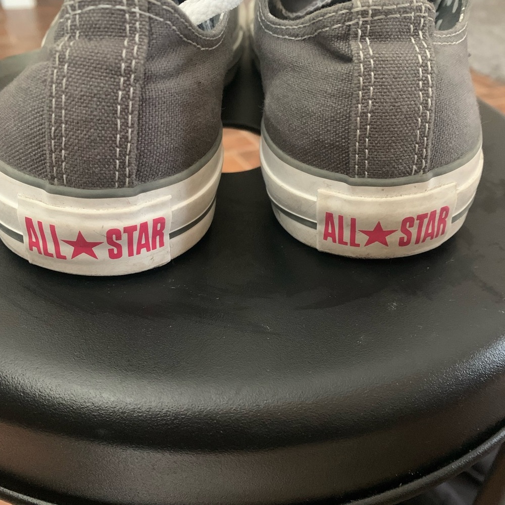 Converse - Picture 4 of 4